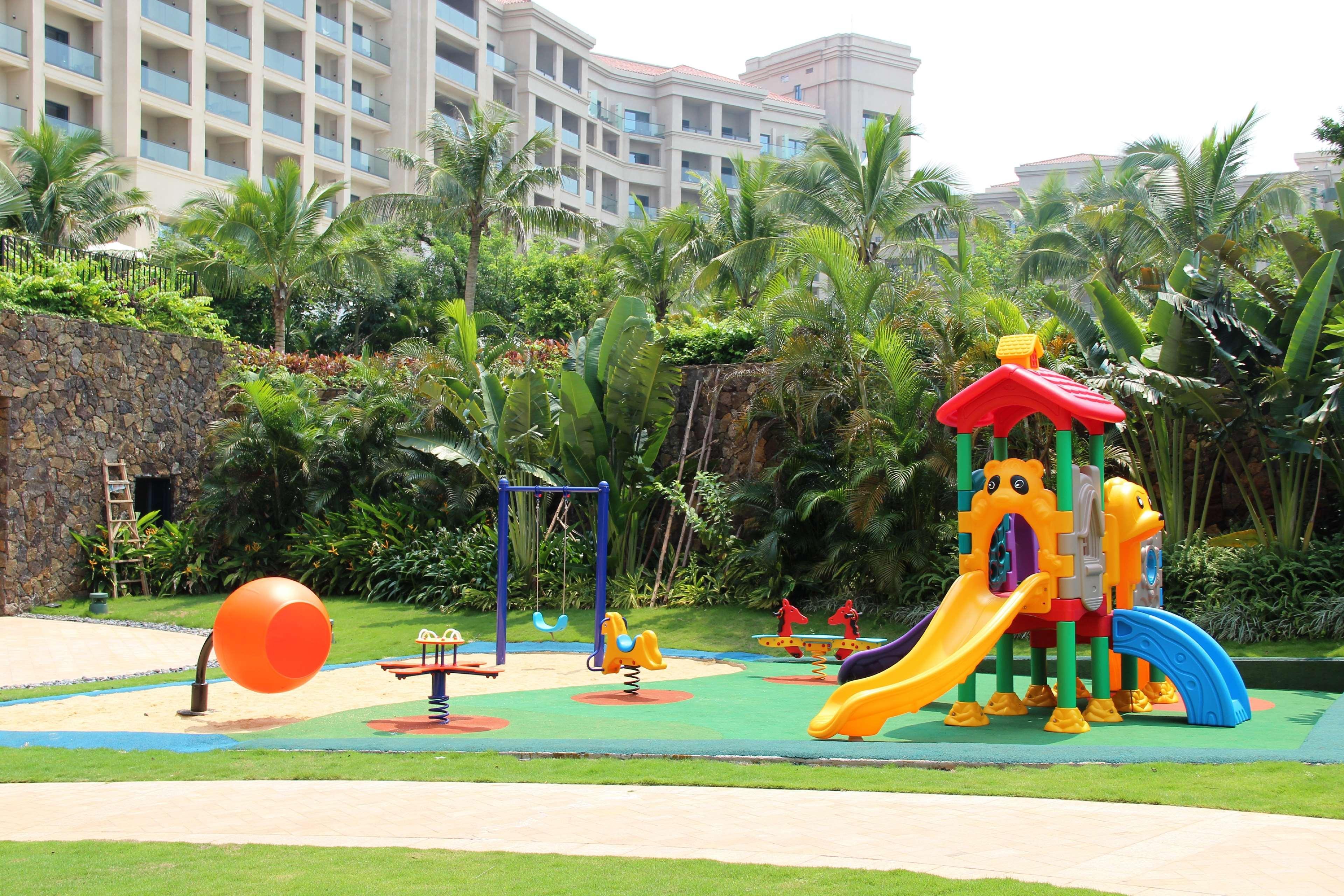 Grand Hotel Haikou Haikou  Exterior photo